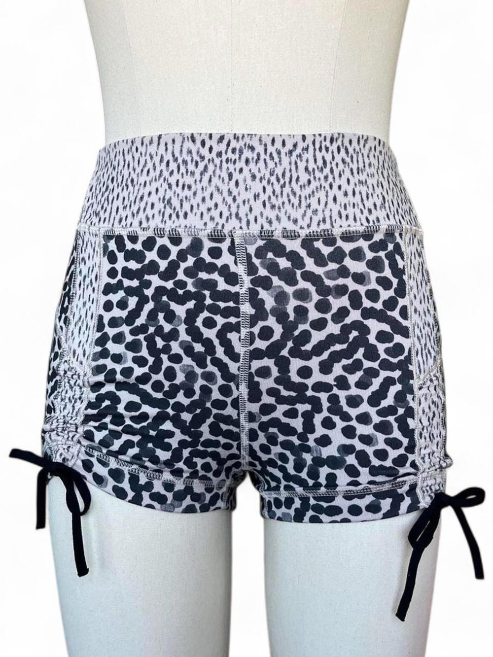 Lululemon beige and black leopard multi print biker shorts with ruching & ties